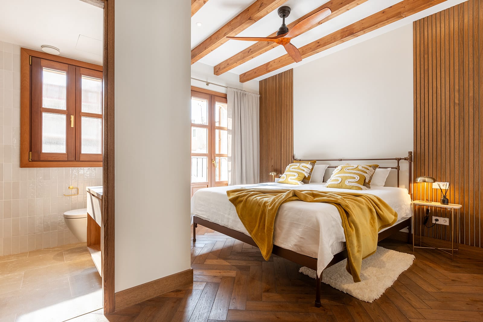 Elegant Duplex Townhouse in Santa Catalina 34