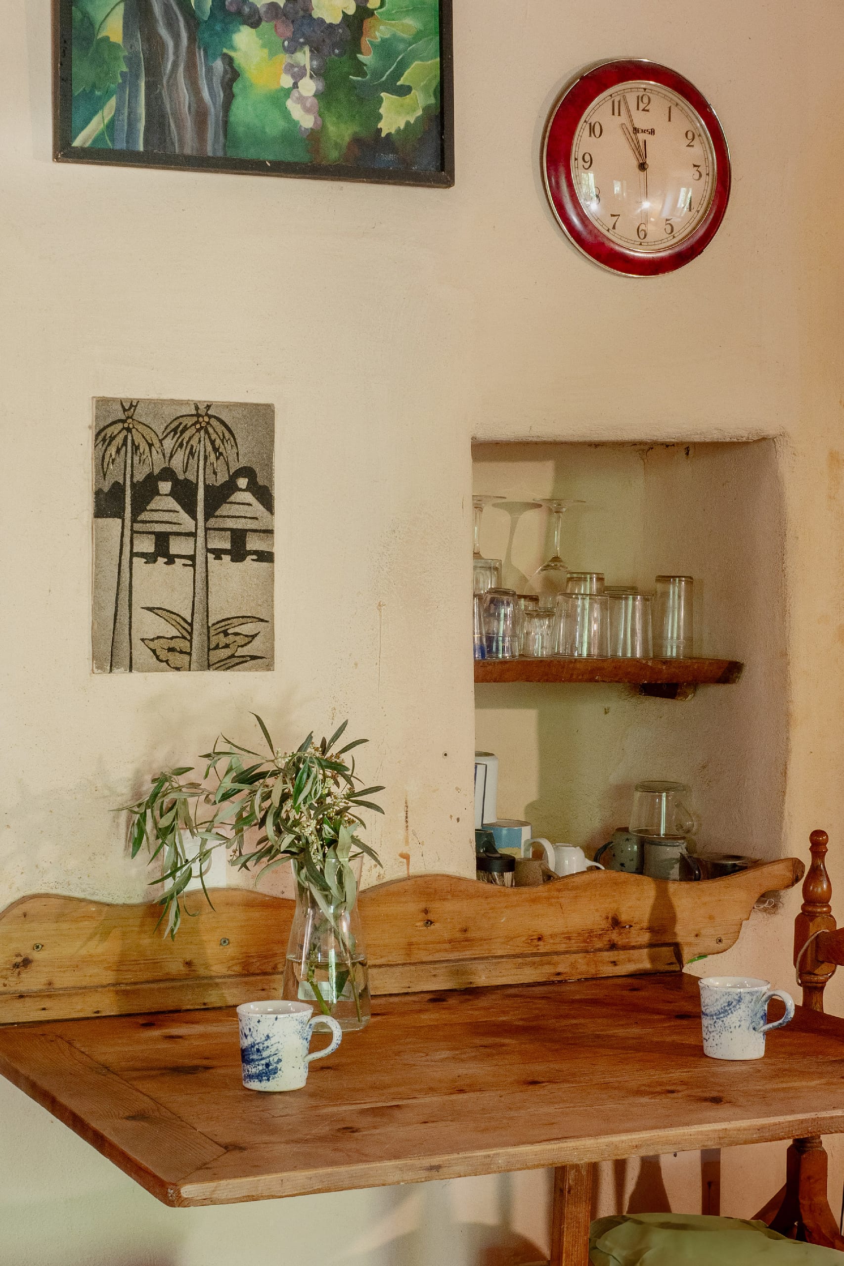 Country home on large plot in a private location