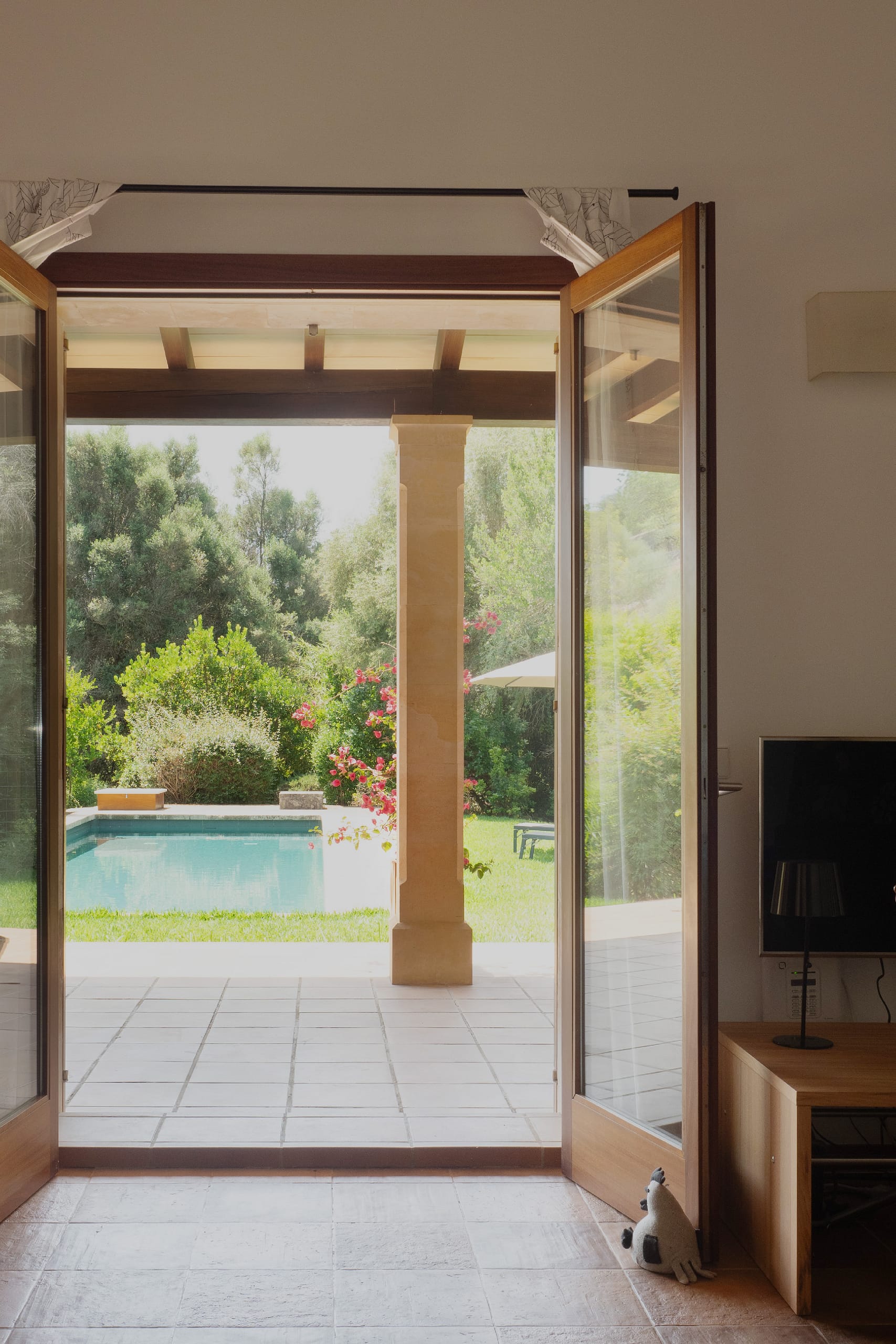 ecluded countryside finca with pool and and tourist license in Campanet