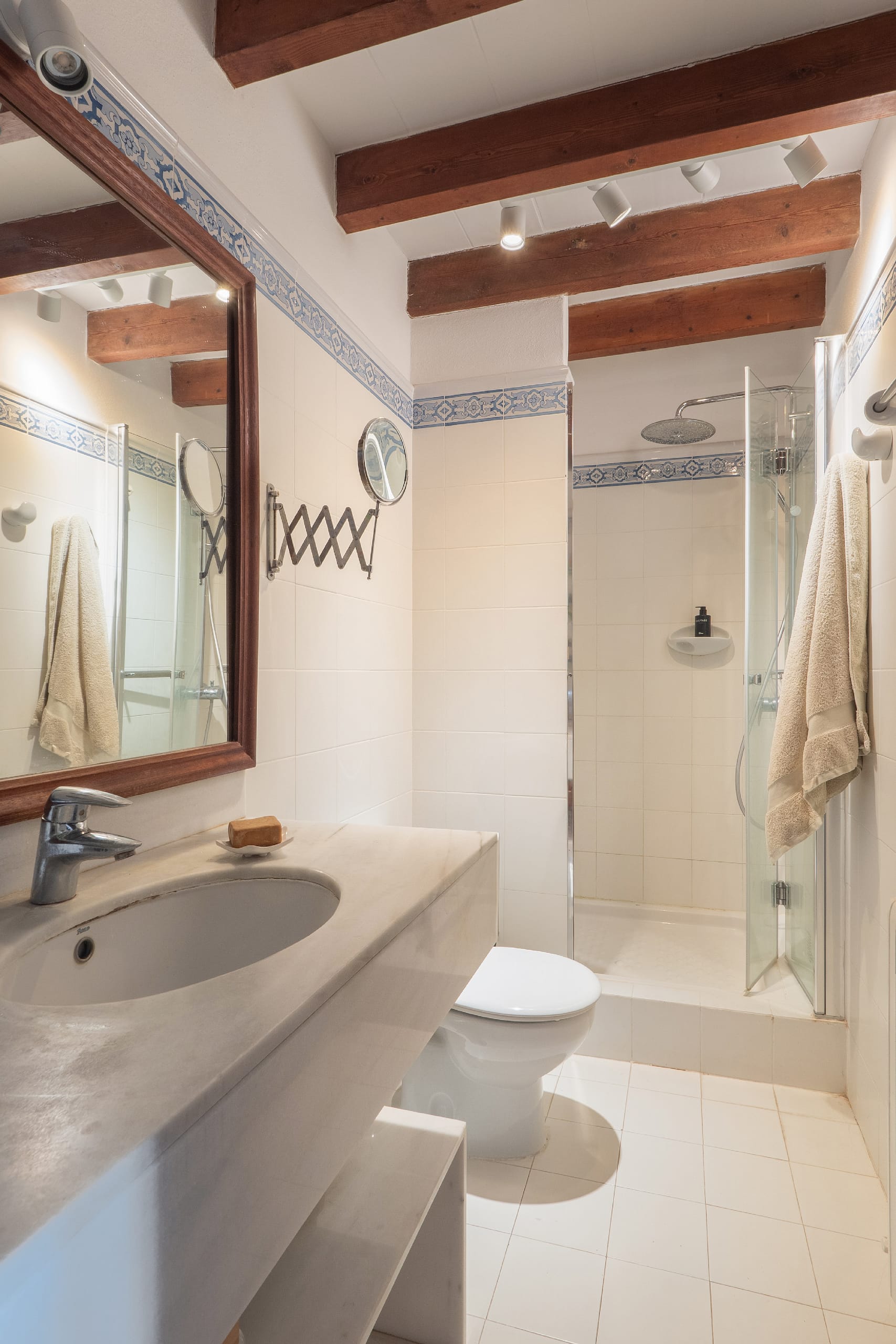 Stunning finca with guest houses in Pollensa 8