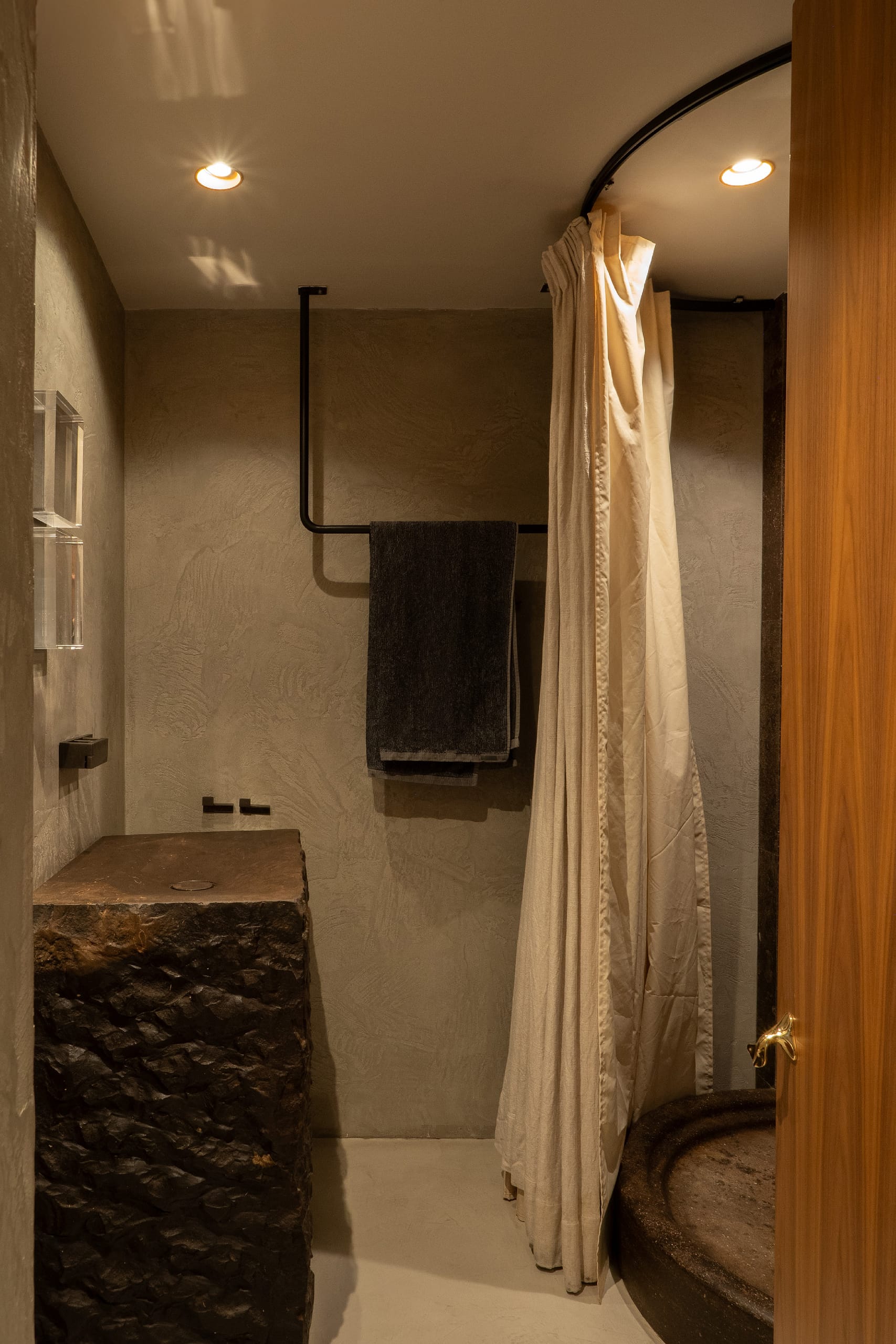 Stunning modern duplex apartment with Private Pool in the Heart of Santa Catalina, Palma 9