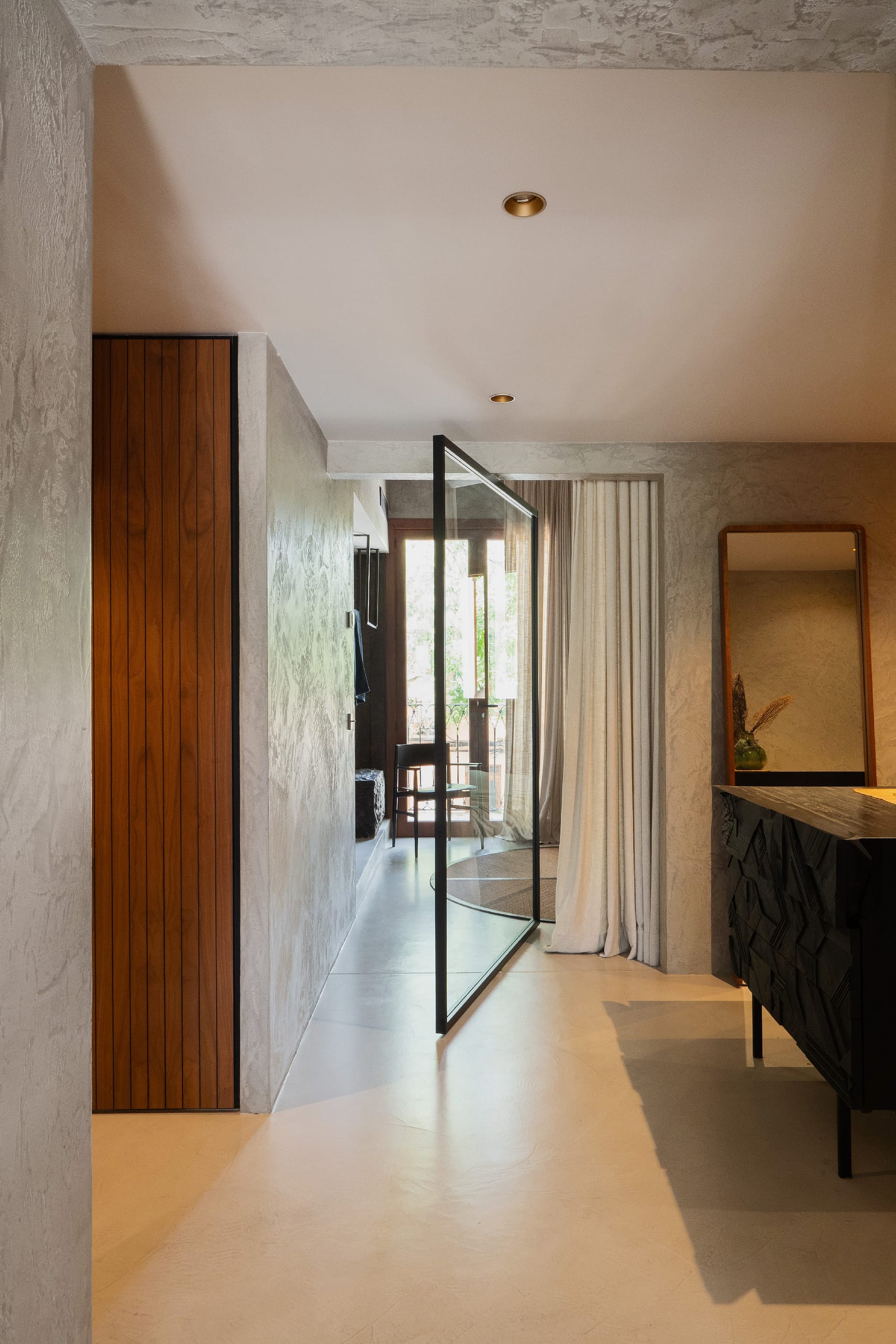 Stunning modern duplex apartment with Private Pool in the Heart of Santa Catalina, Palma 8