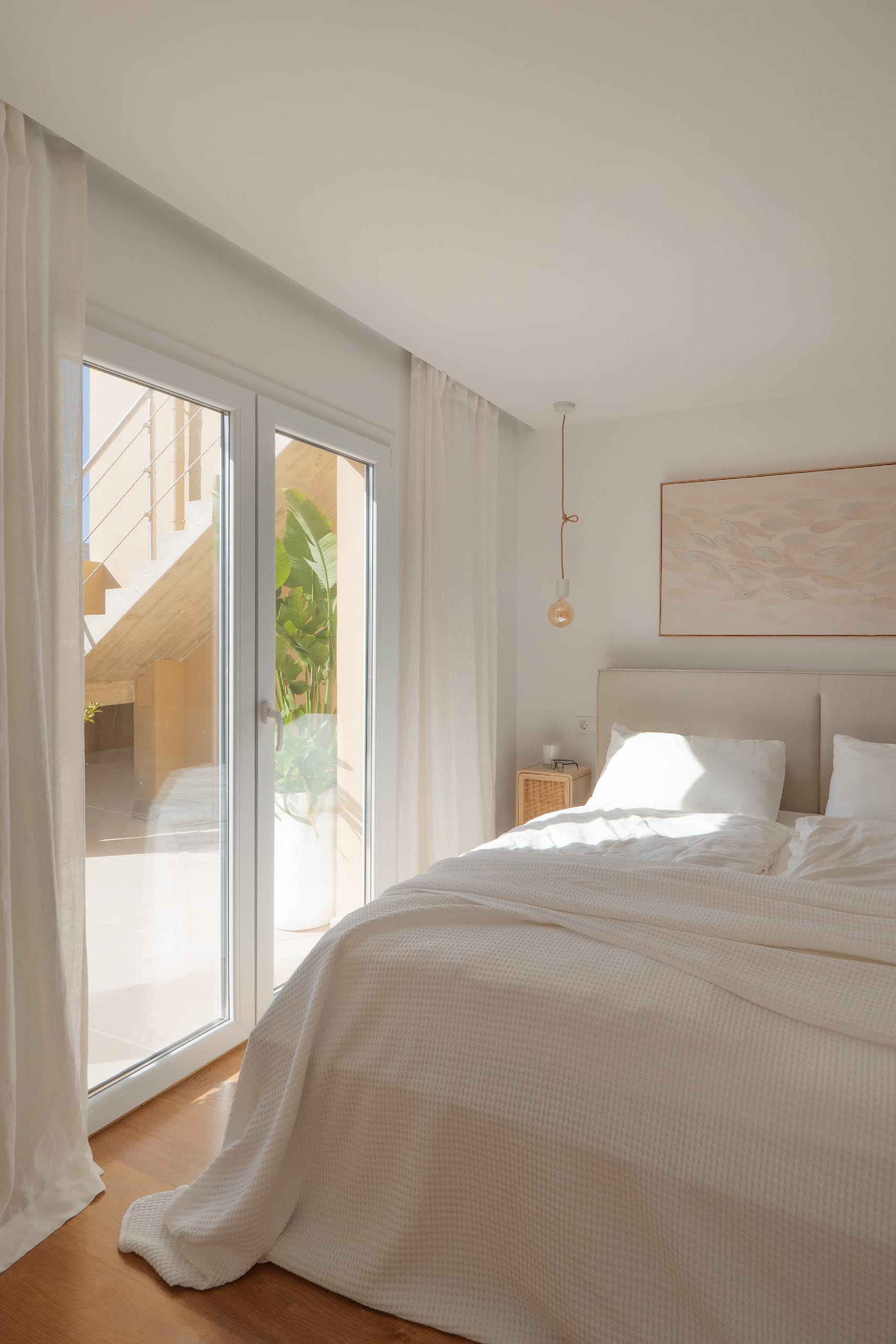 Fantastic renovated penthouse with expansive terraces in El Molinar 7