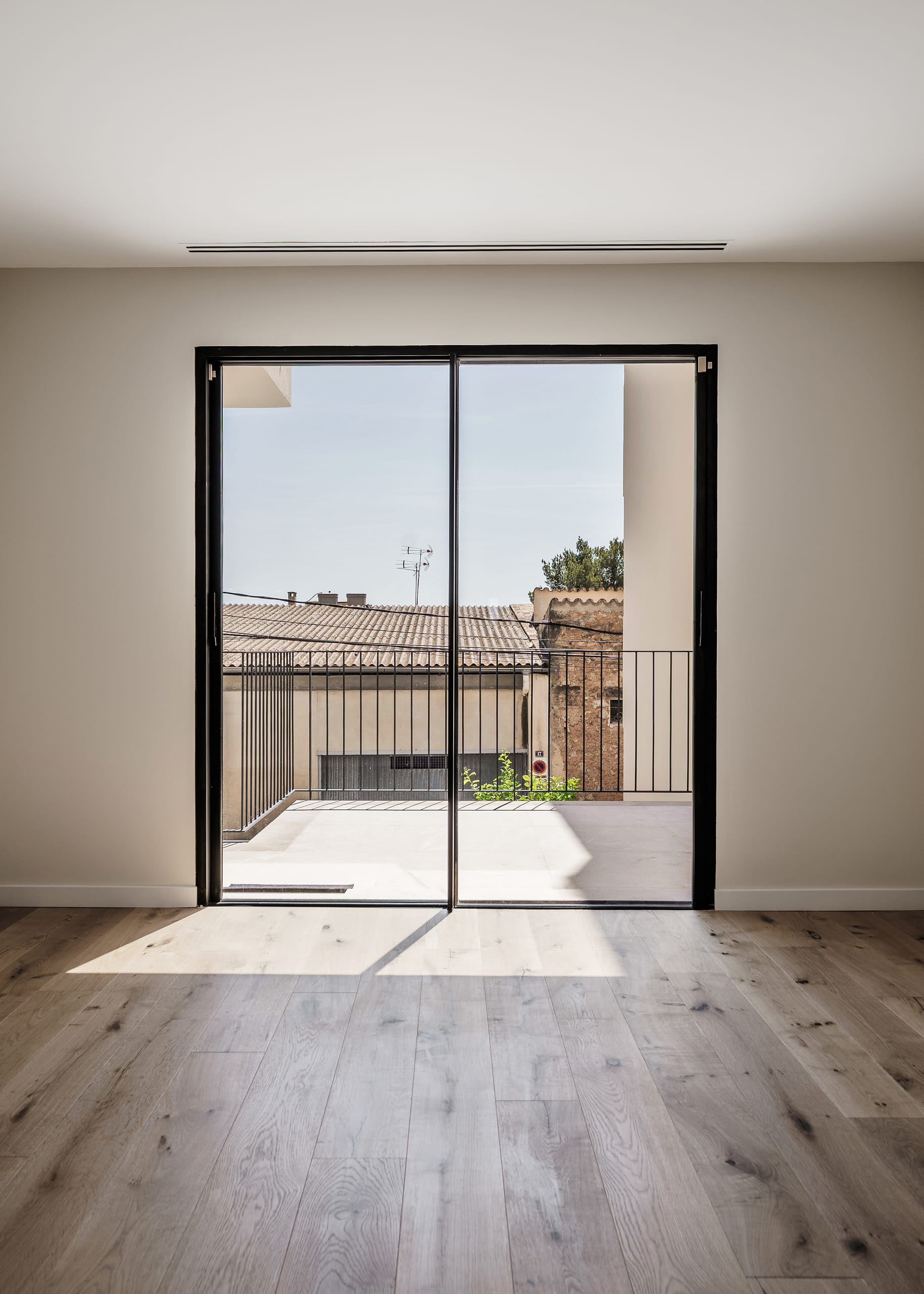 Newly renovated sea view house in Genova 6