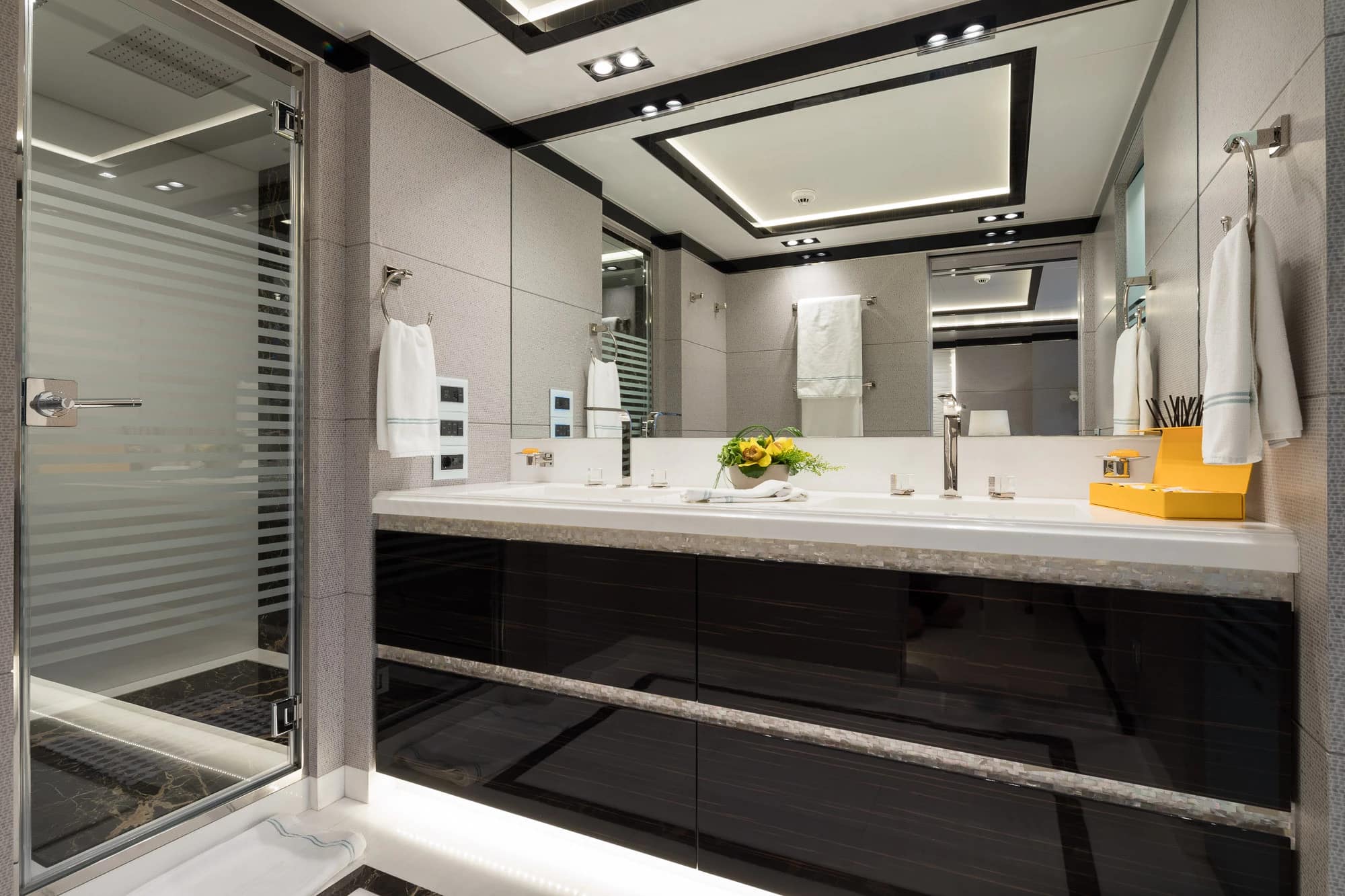 OPTASIA__Jeff+Brown-29180_LR-NWlv7nLD