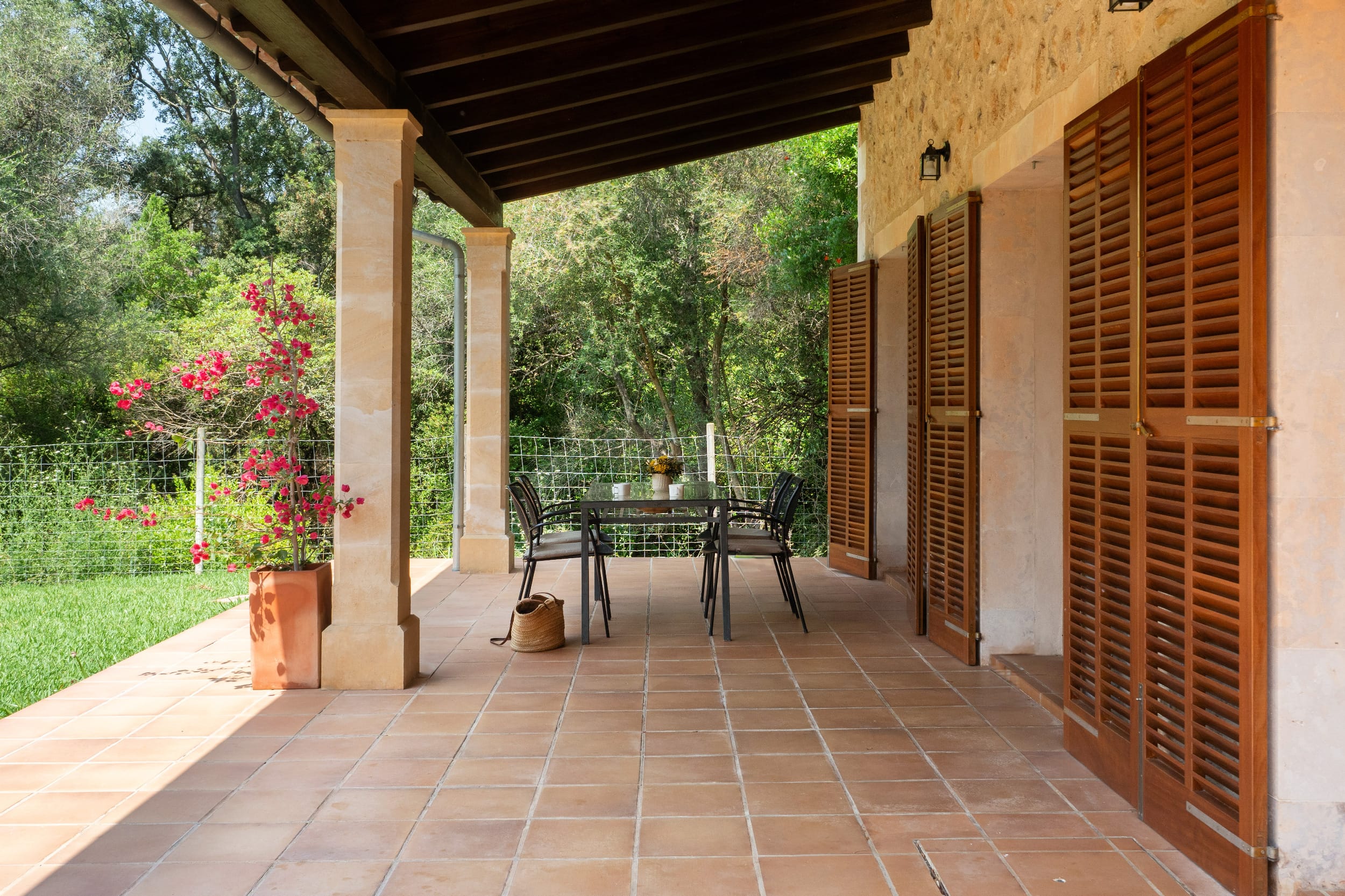 Secluded countryside finca with pool and and tourist license in Campanet 17