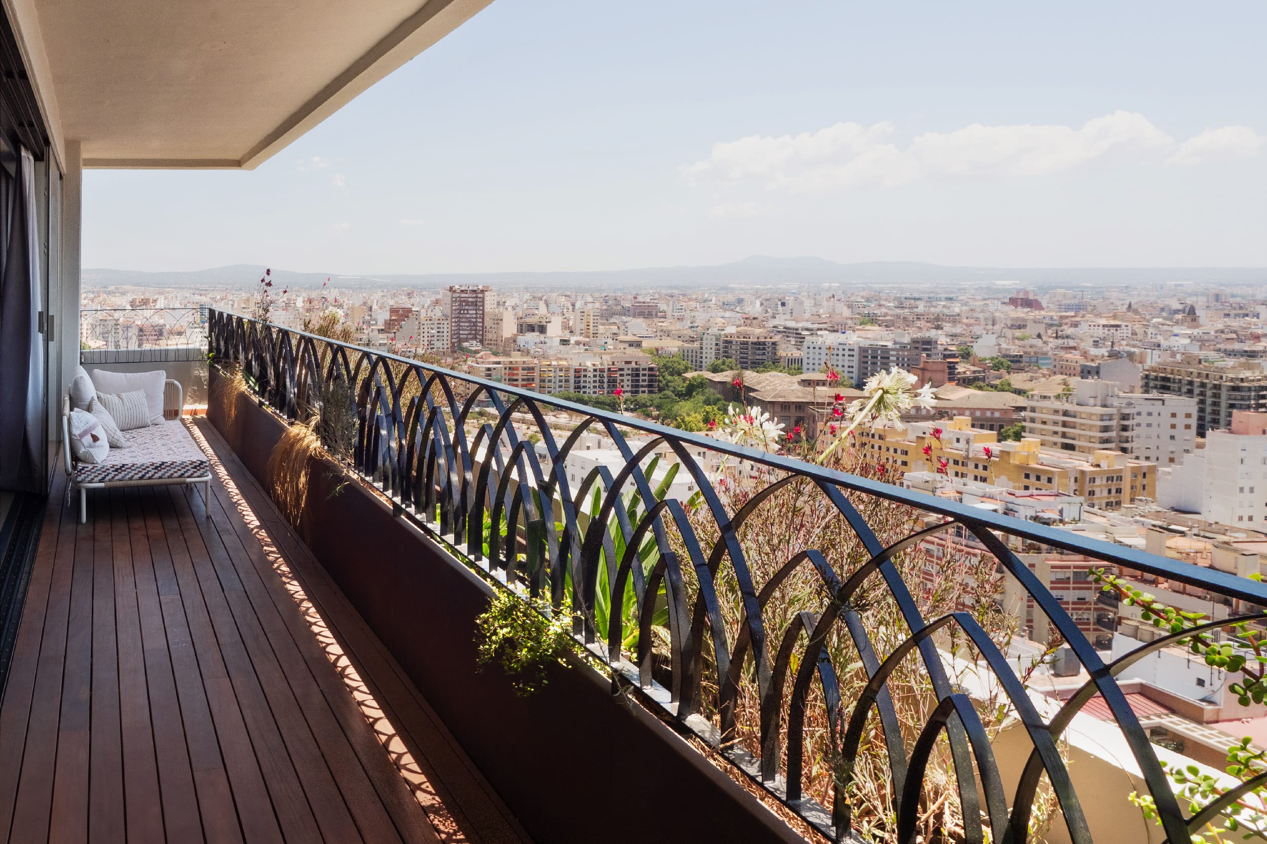 Stunning apartment with panoramic sea and Palma bay views 31
