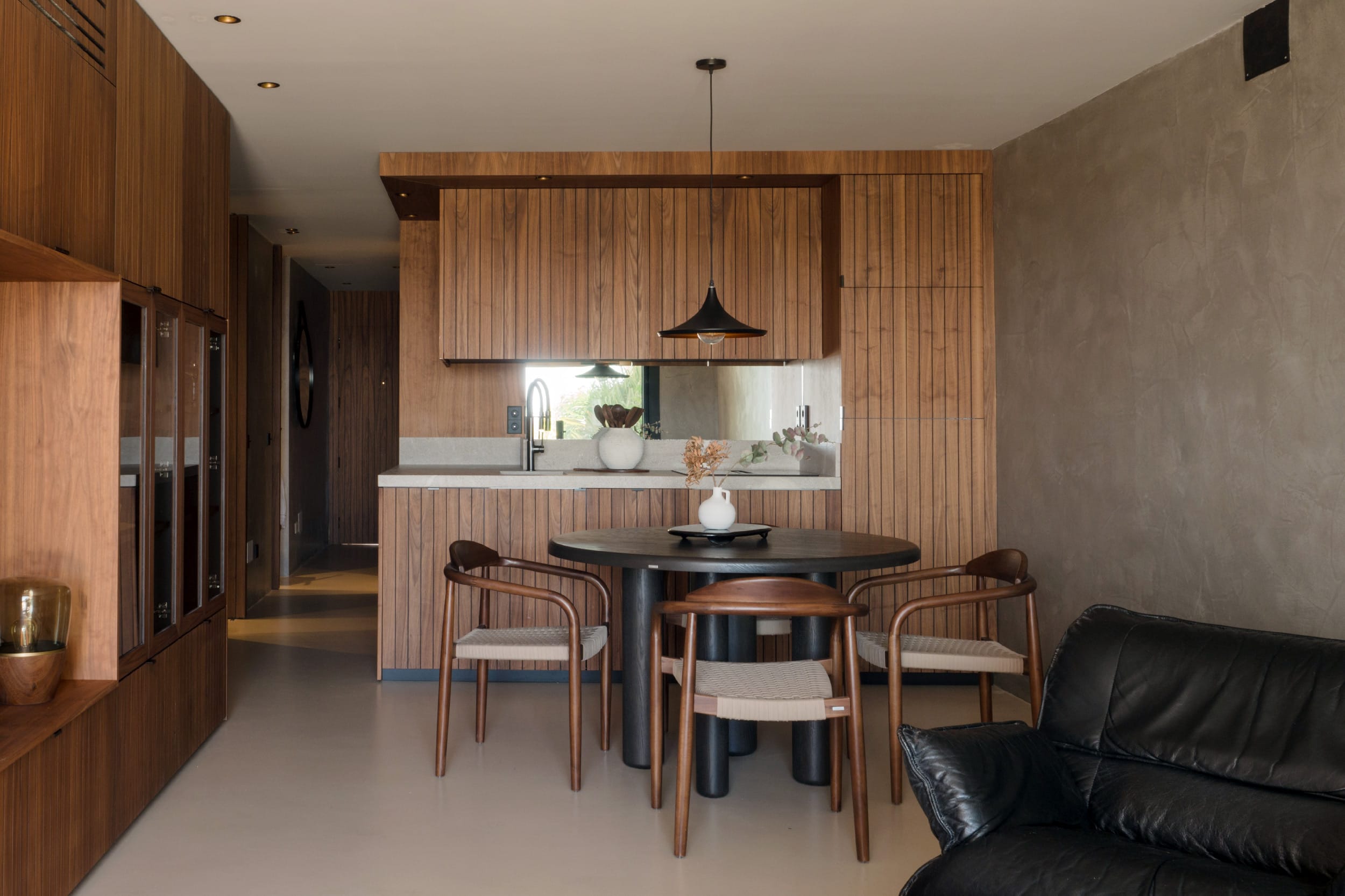 Newly Renovated Apartment with Sea Views in Exclusive Puerto Portals 51