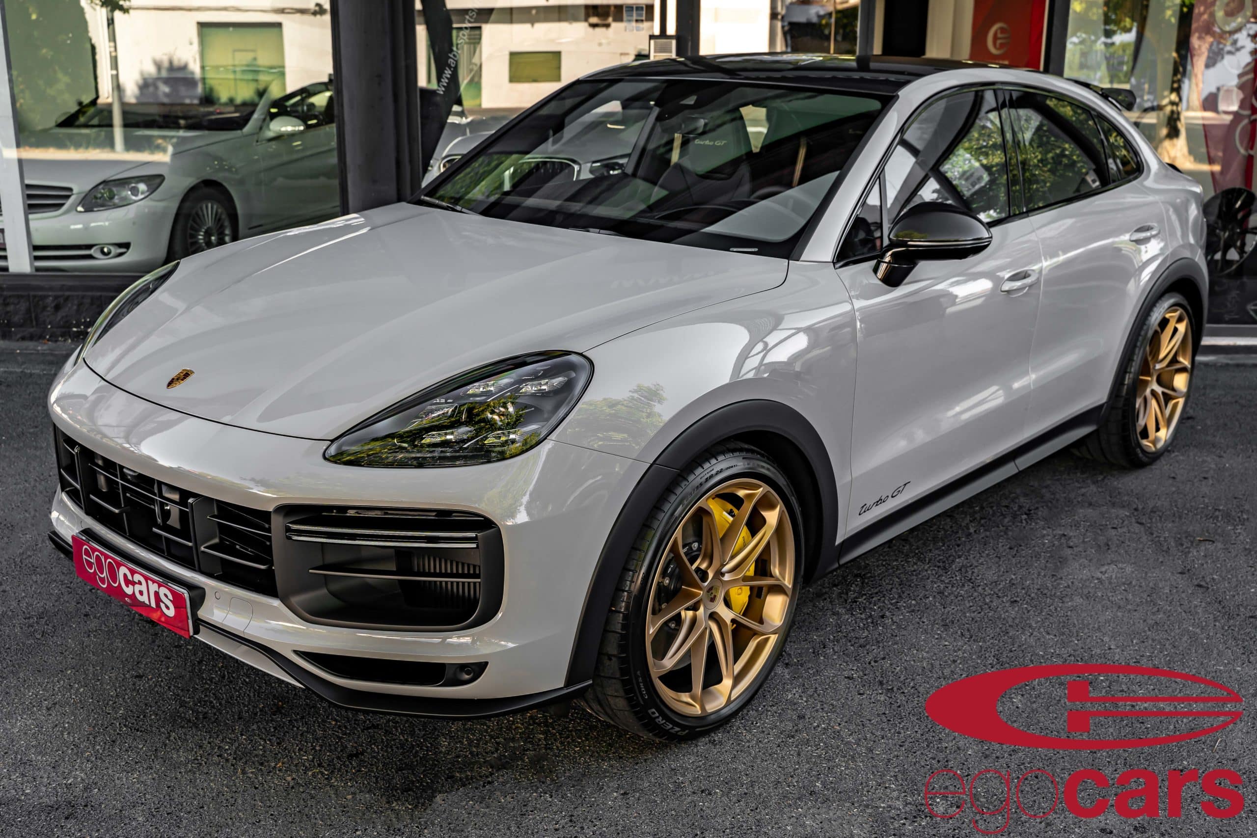 CAYENNE-COUPE-TURBO-GT-CRAYON-EGOCARS_2-scaled
