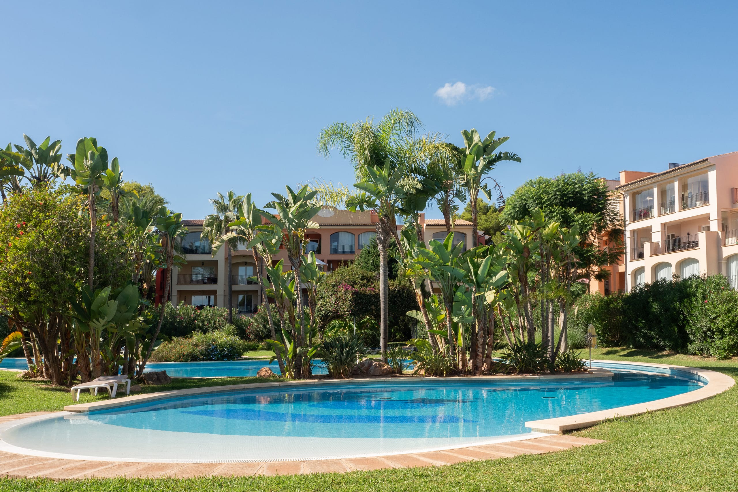 Elegant apartment with spacious terrace and garden views in Ses Penyes Rotges, Nova Santa Ponsa 3