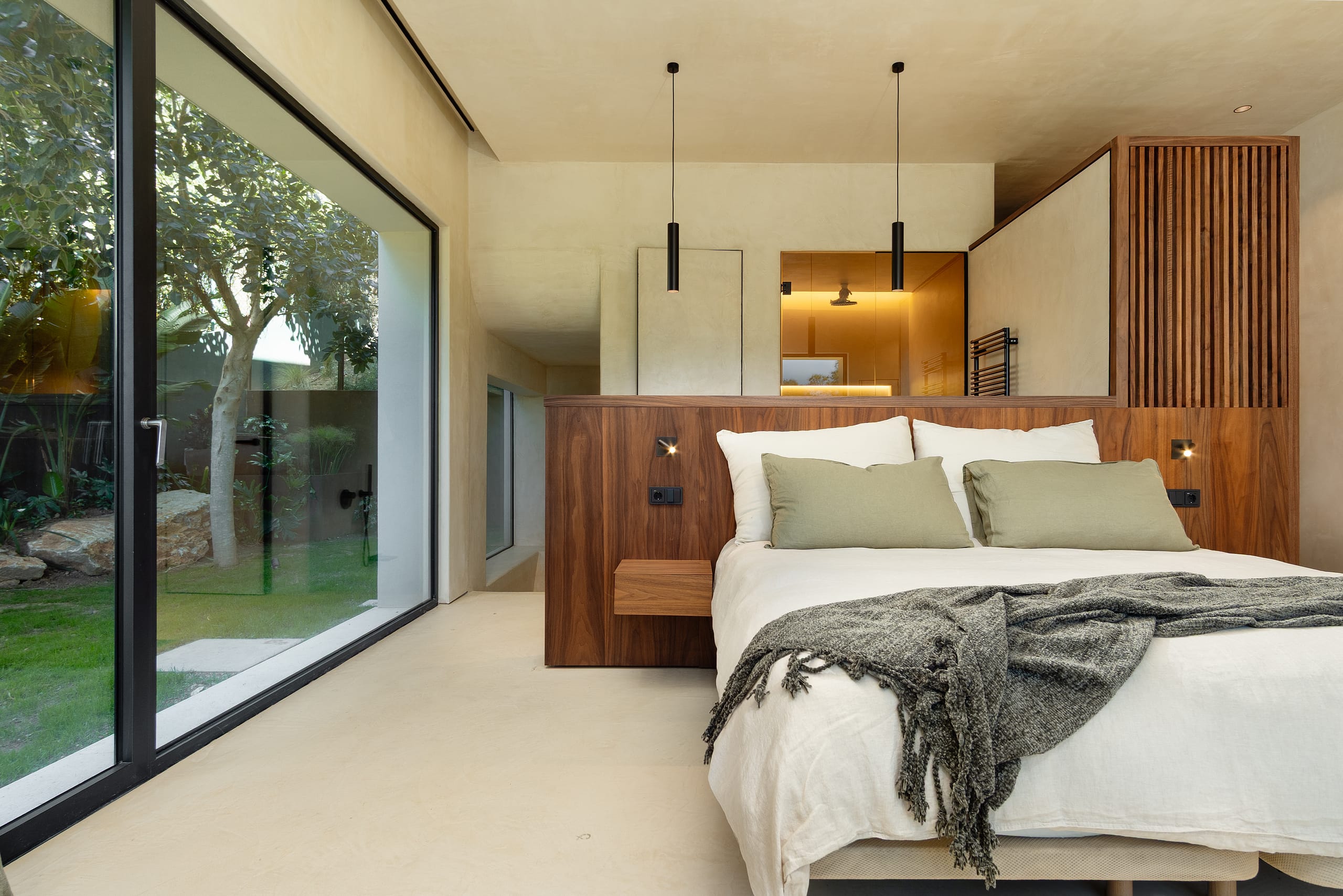 Luxury villa with panoramic sea views in Costa d'en Blanes 24