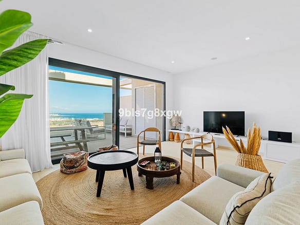 2 Bedroom Apartment in Casares Playa