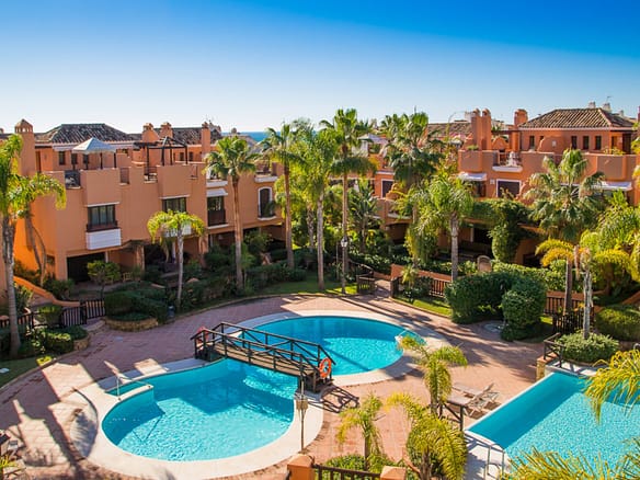 2 Bedroom House in Bahía De Marbella