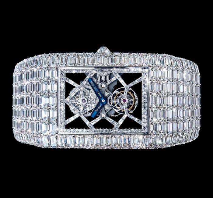 13E07368-A136-4A07-BF00-208F47046401