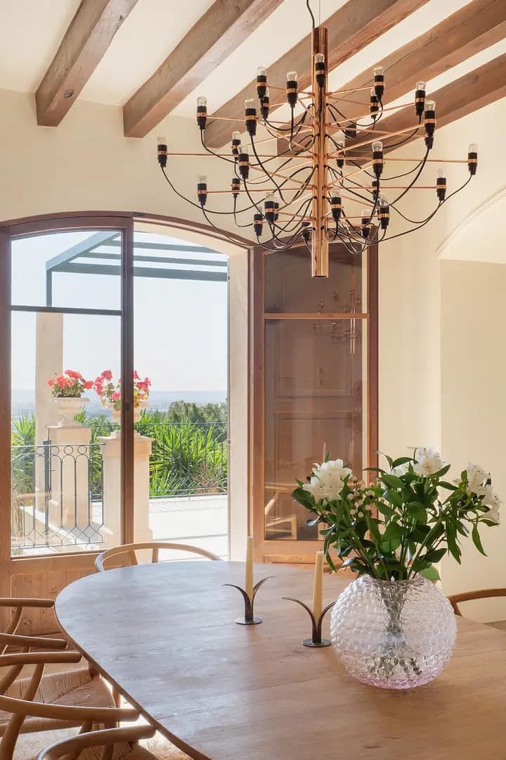 Reformed house with captivating views in Palma 31