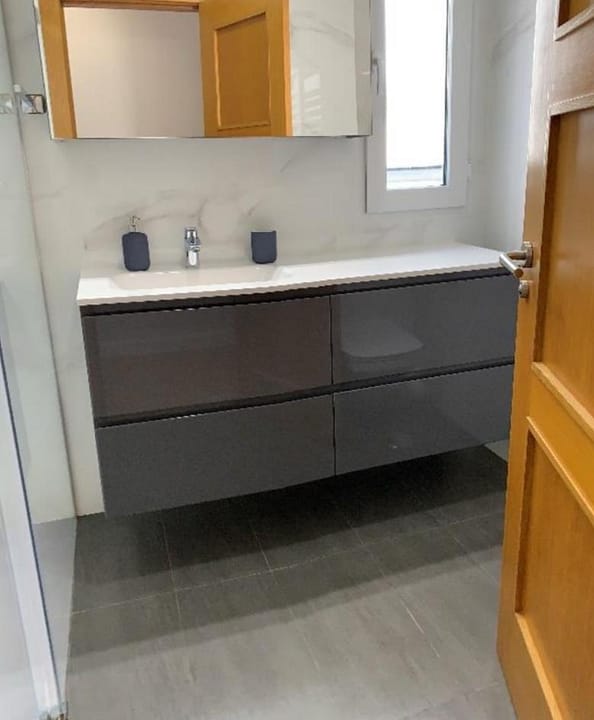 d3794662-5e6b-49e0-9abc-621eca4cba6a