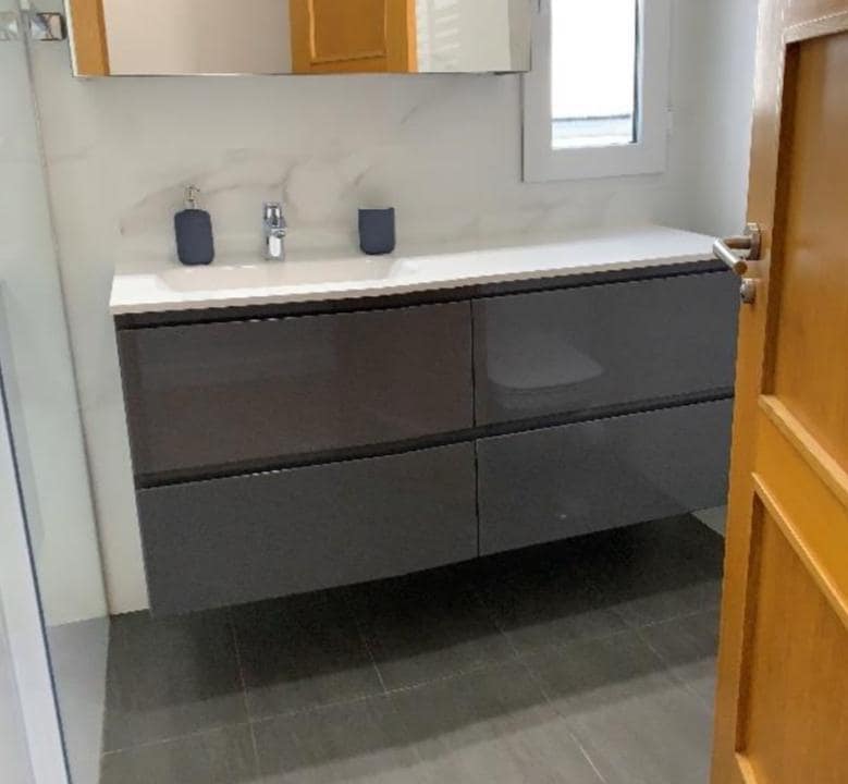 d3794662-5e6b-49e0-9abc-621eca4cba6a