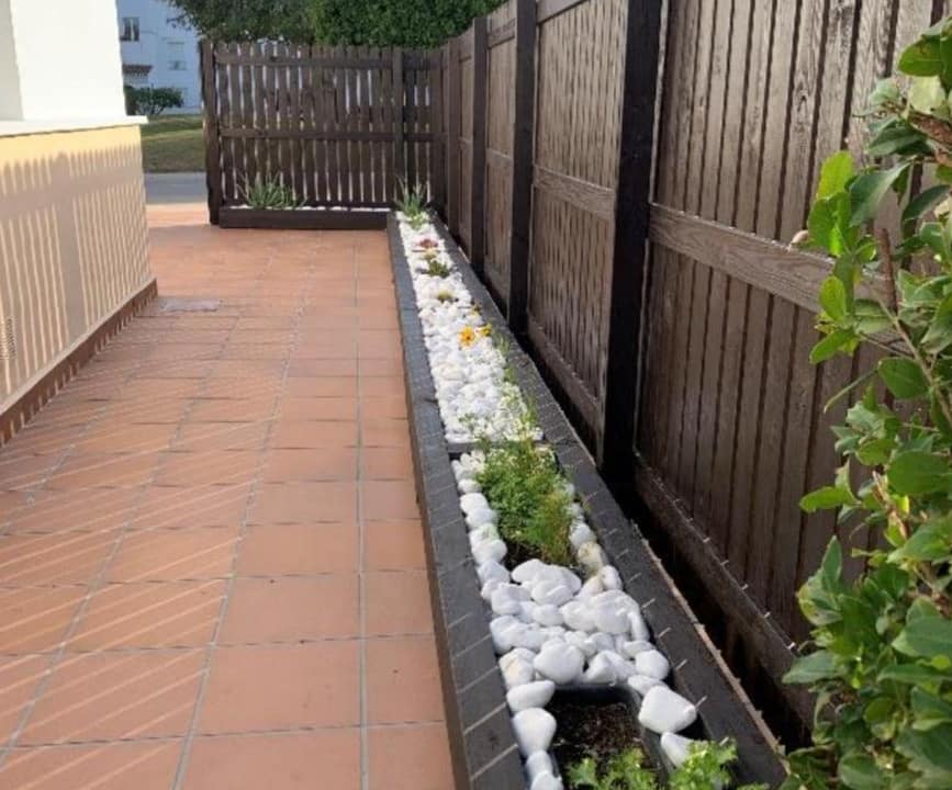 484a884d-b8b0-451c-aaff-997c4f378511