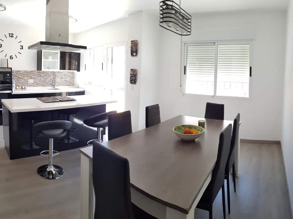 j8e5ppwb1sp_PHOTO-2024-06-19-12-02-28