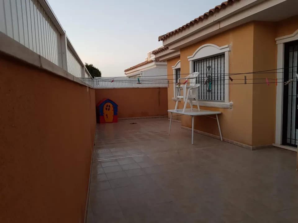 hxtl8udc9ep_PHOTO-2024-06-19-12-02-33