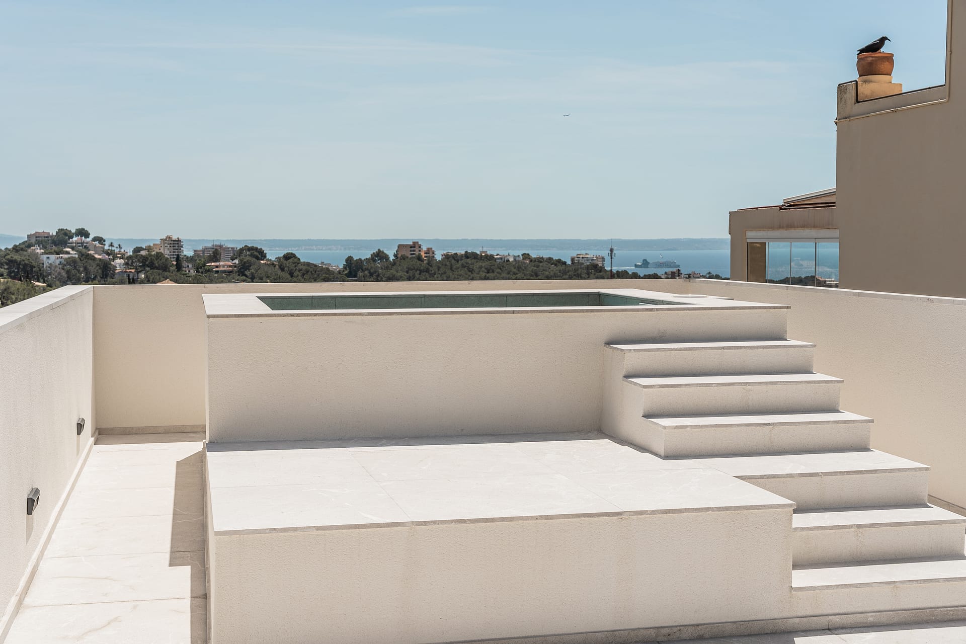 Newly renovated sea view house in Genova 14