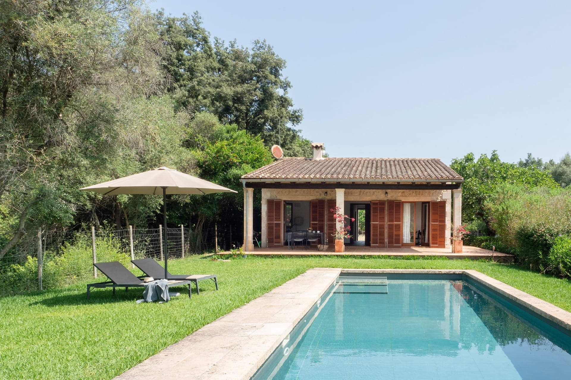 Secluded countryside finca with pool and and tourist license in Campanet 24
