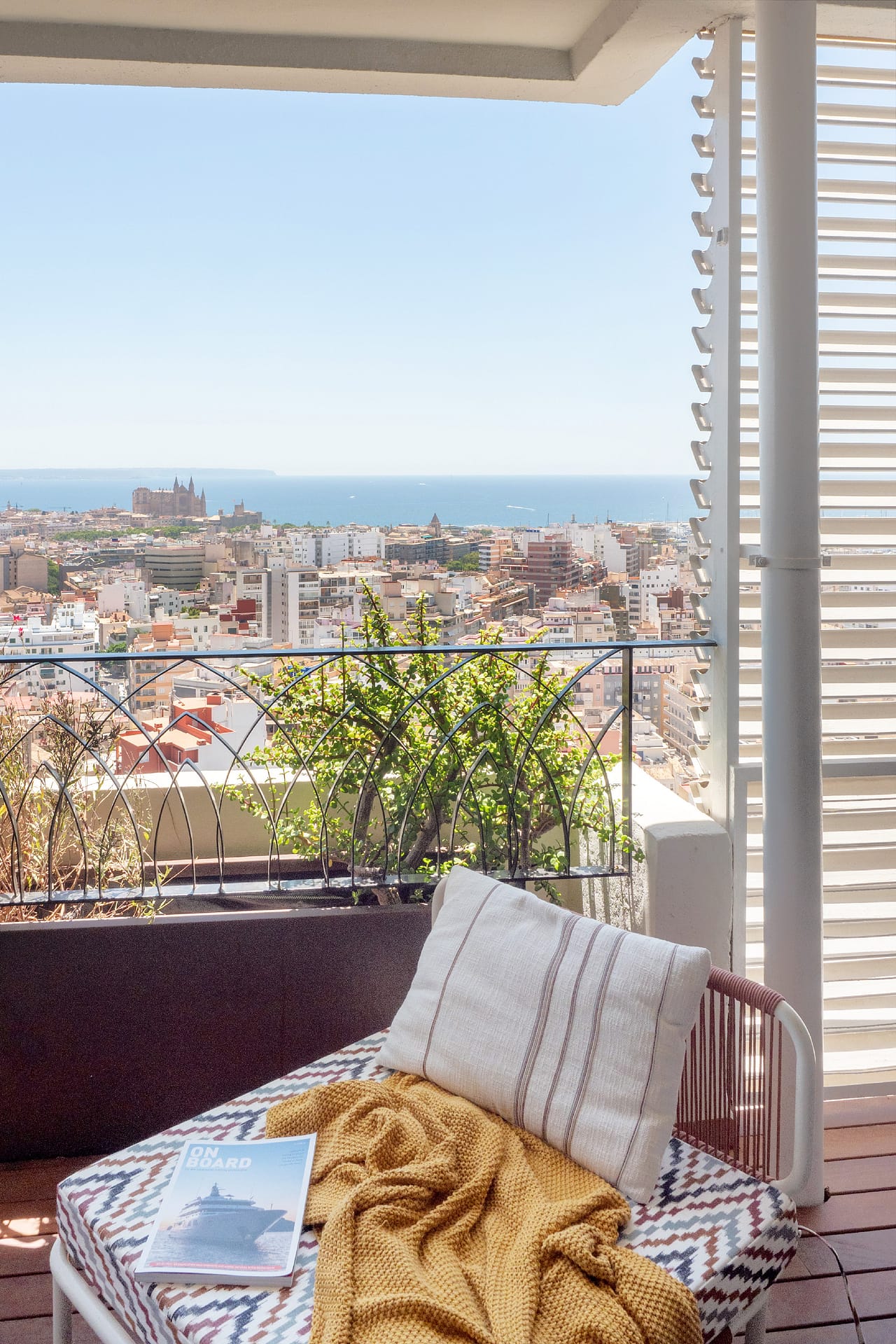 Stunning apartment with panoramic sea and Palma bay views 34