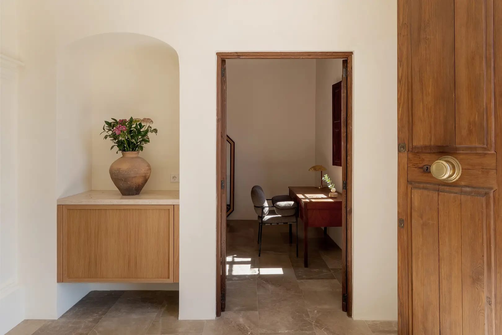 Reformed house with captivating views in Palma 24