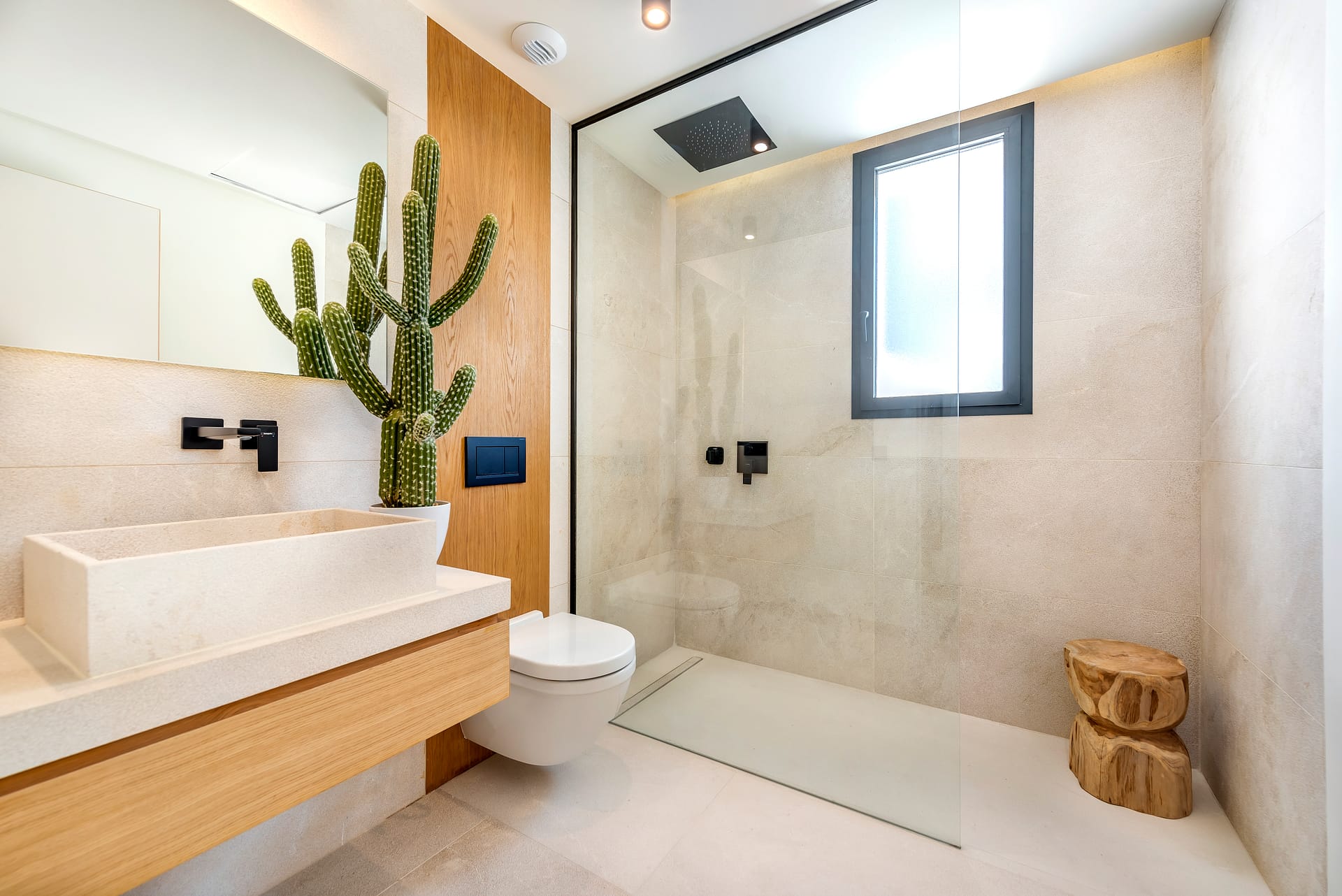 Exclusive penthouse in Santa Ponsa with private rooftop pool, sea views & luxury finishes 39