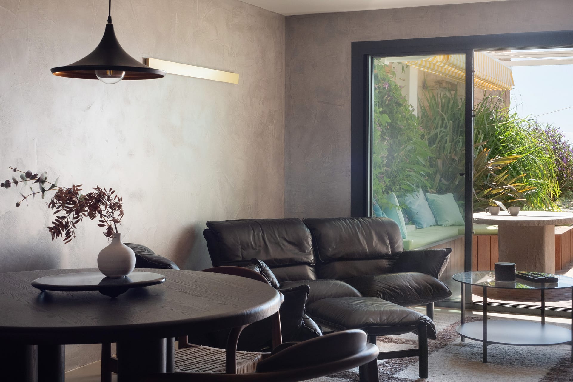 Newly Renovated Apartment with Sea Views in Exclusive Puerto Portals 48