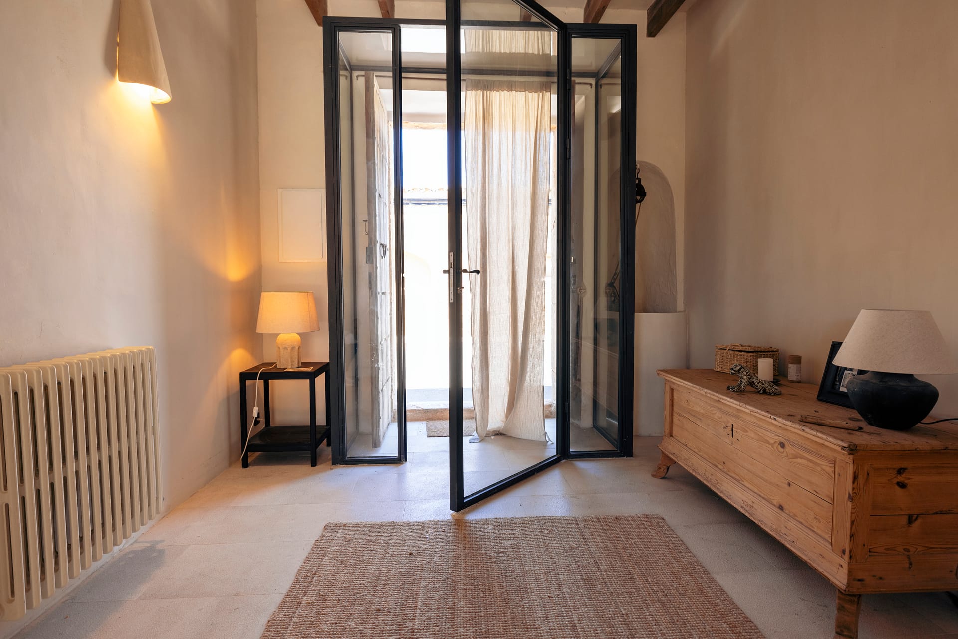 Elegant Townhouse in the Heart of Algaida, Mallorca 18