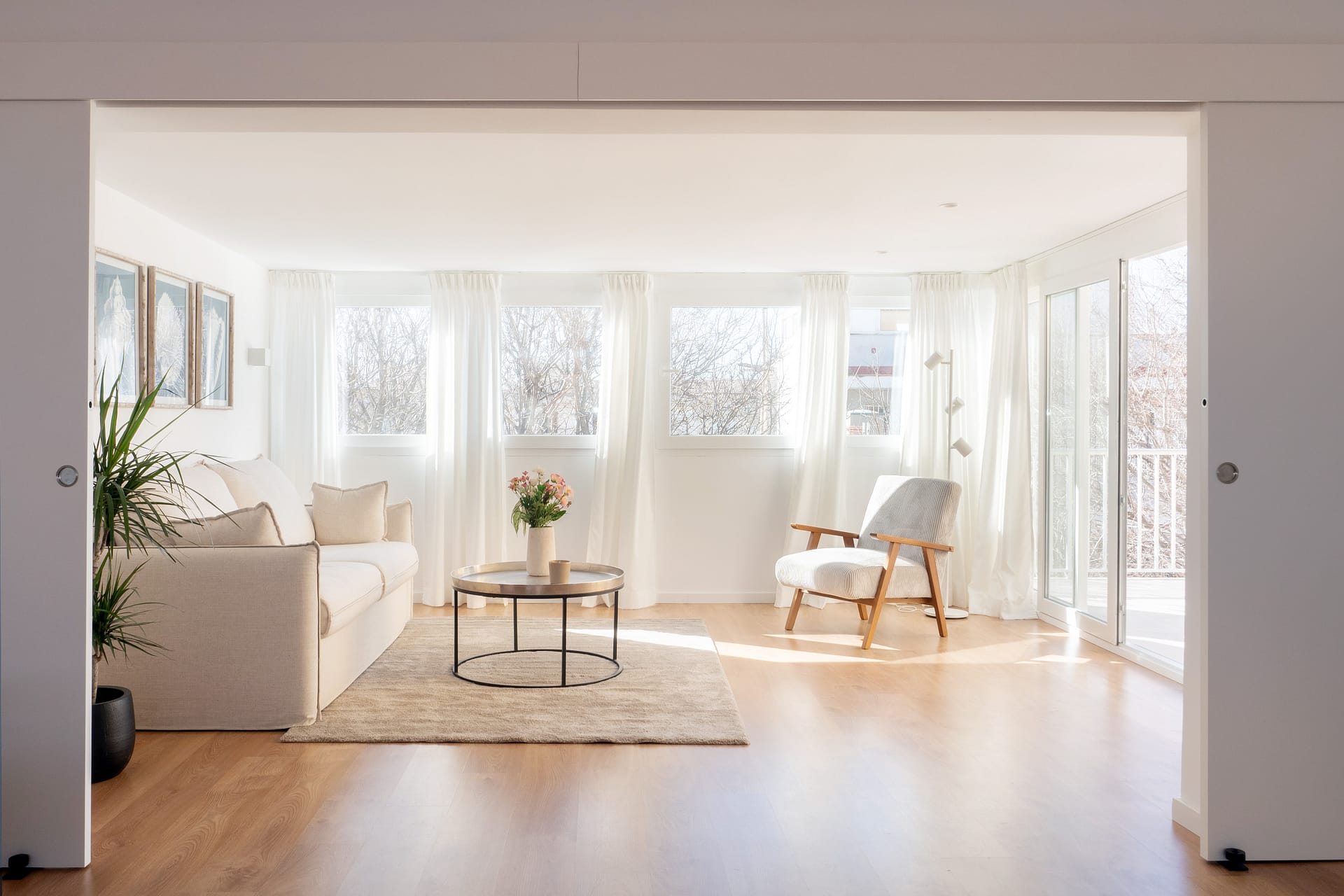 Fantastic renovated penthouse with expansive terraces in El Molinar 27