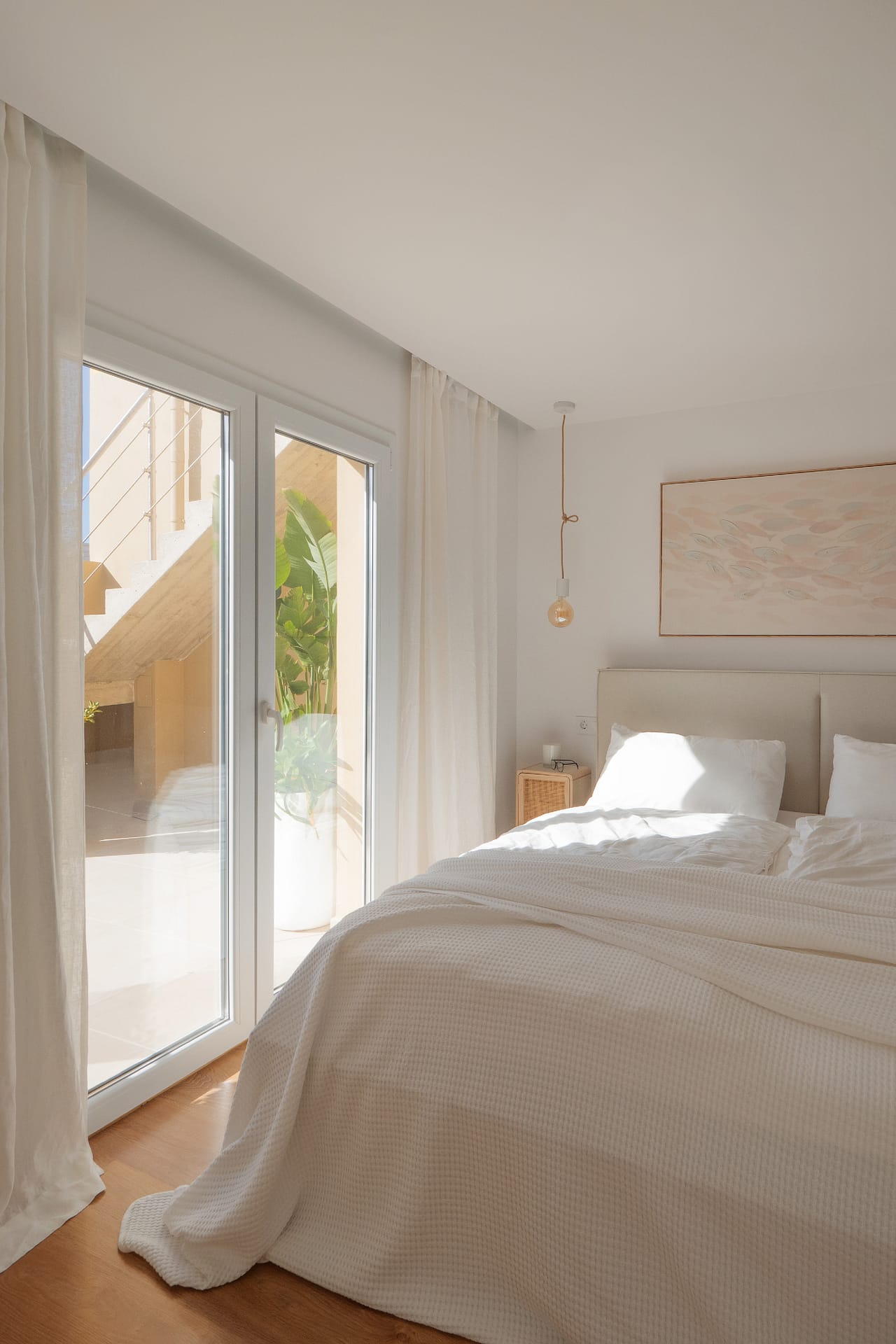 Fantastic renovated penthouse with expansive terraces in El Molinar 7