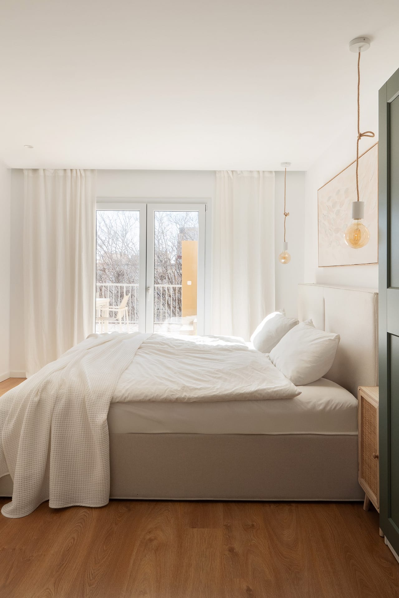 Fantastic renovated penthouse with expansive terraces in El Molinar 6